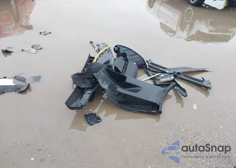 2024 Ford Edge Titanium z USA, uszkodzony, nr VIN 2FMPK4K92RBA31043